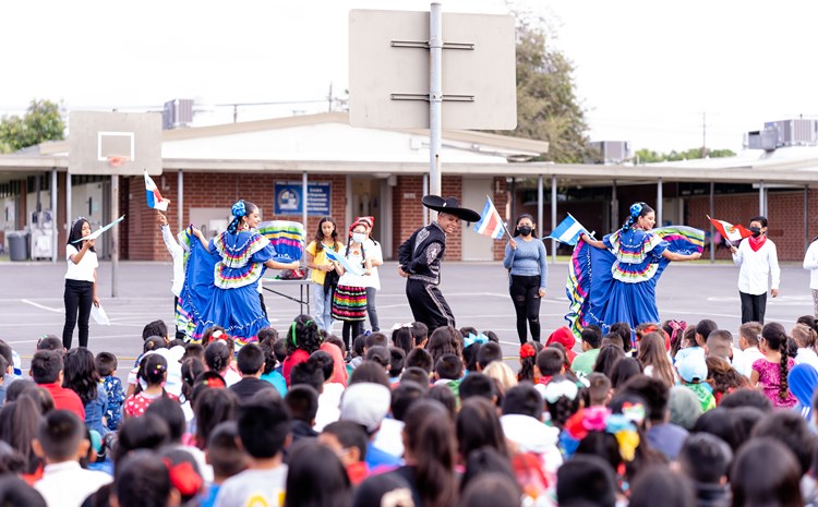 Latinos Unidos Celebrates Latinx Heritage - article thumnail image